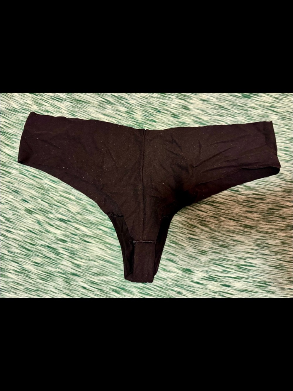 Victorias Secret Pink -no show thong in black size Large